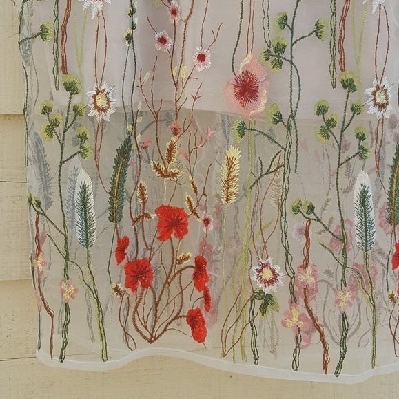 Promesa Floral Embroidered Midi Dress - Cream and Green - Picture 6 of 7